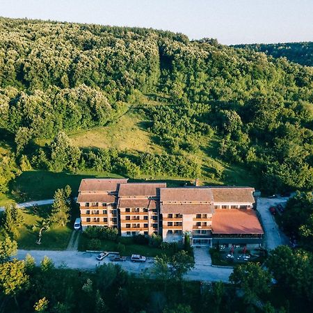 Hotel Tourist Center Momina Krepost Weliko Tarnowo Exterior foto