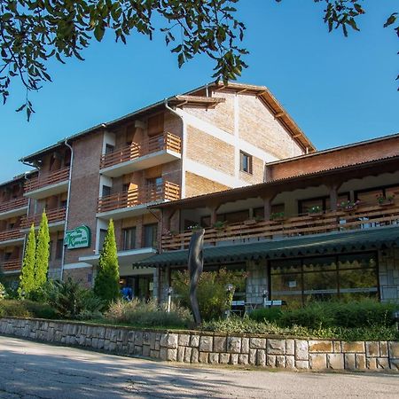 Hotel Tourist Center Momina Krepost Weliko Tarnowo Exterior foto